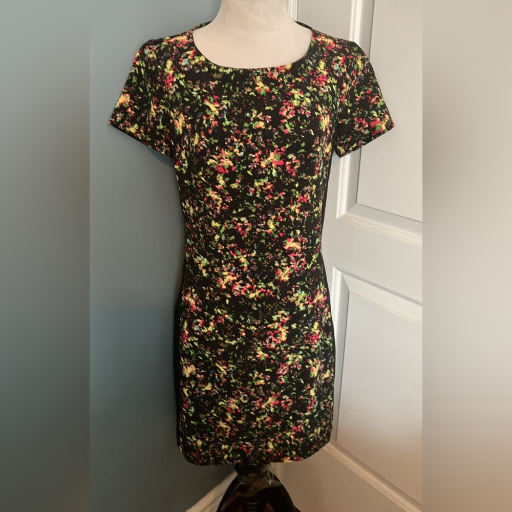 Juniors dress size SMALL